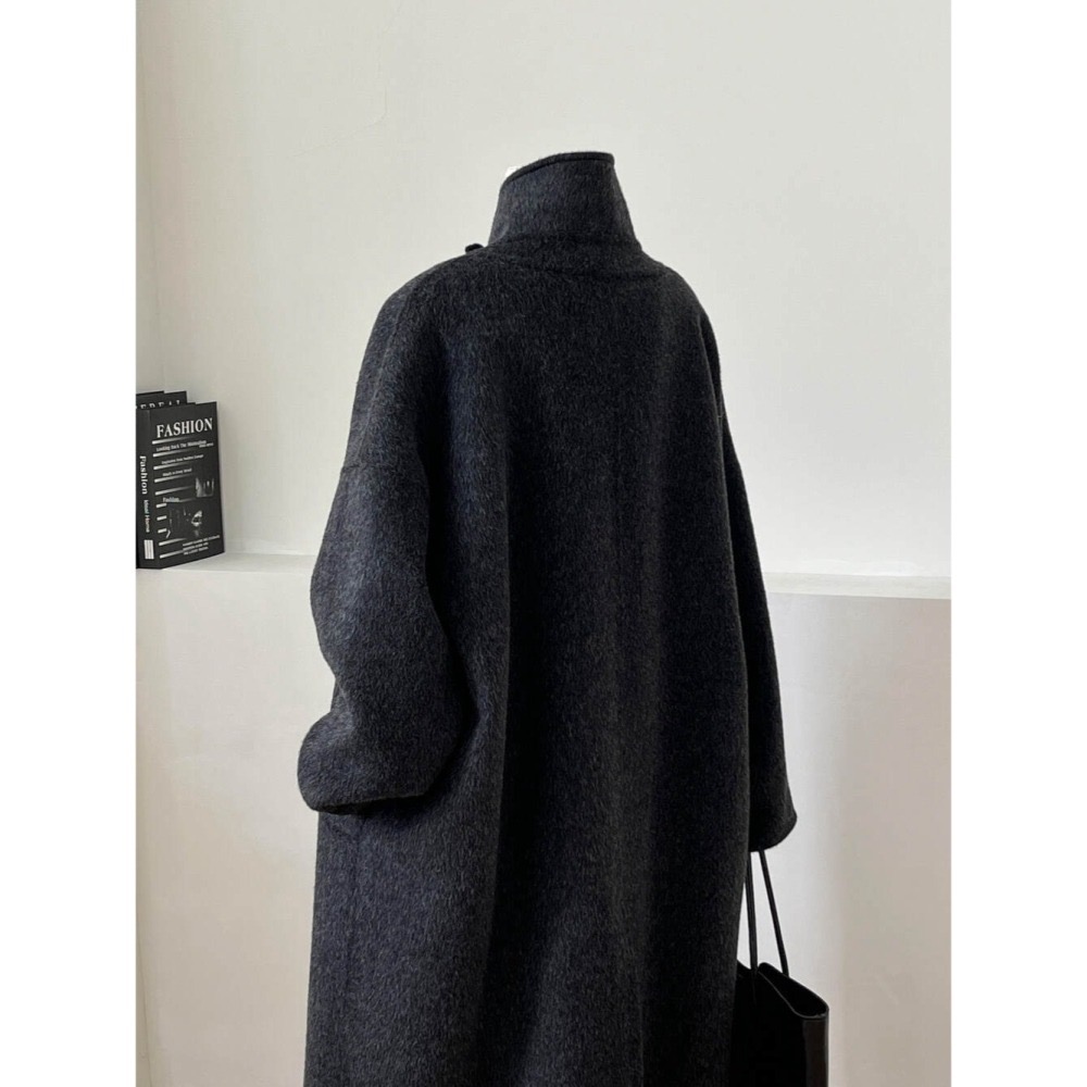 202512小資💘 (含100%澳洲羊毛)設計師款立領雙面羊毛大衣寬鬆雙排扣毛呢大衣外套 SM-細節圖10