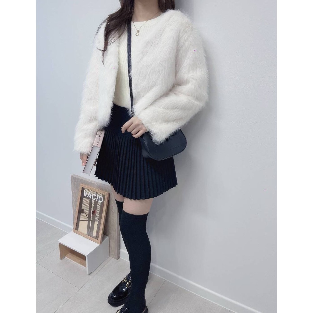 202511百元正韓🇰🇷高貴不貴 毛毛貴氣假皮草外套 3色-細節圖5