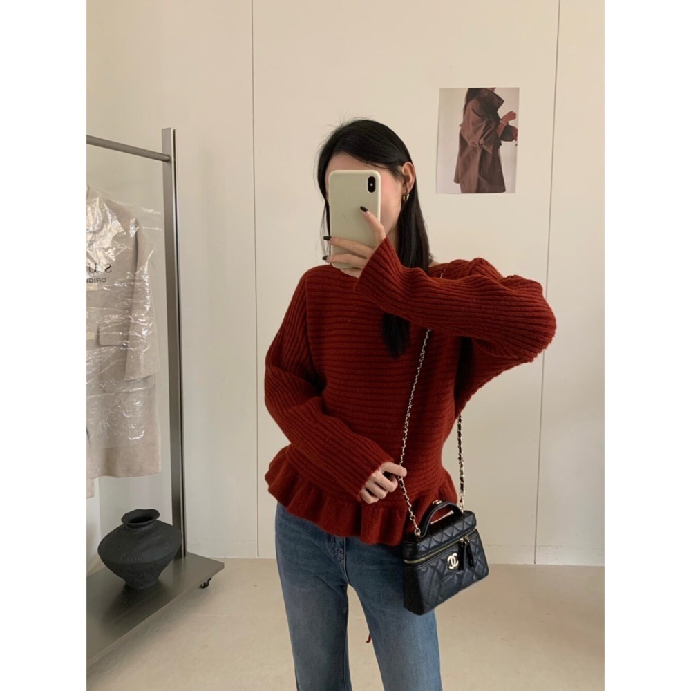 ［台中現貨⚡️過年紅色毛衣］💘毛衣版的三宅風 設計簡單 高級又耐看 後綁帶縮腰身 5色-細節圖6