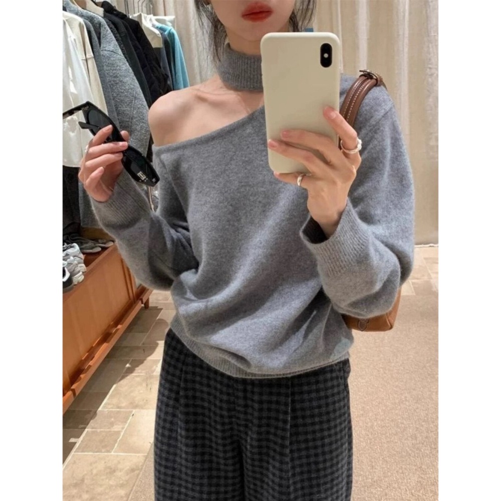 ［台中現貨⚡️］202511小資💘小露香肩小心機 choker造型掛脖斜肩羊毛針織毛衣 3色-細節圖6