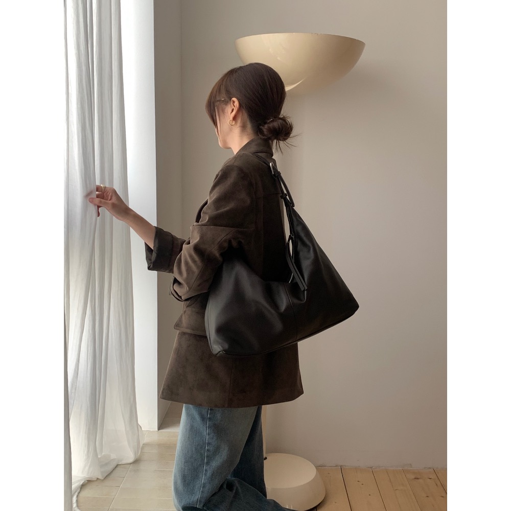 202512正韓🇰🇷真皮 hobo 小牛皮 2色 大容量飯糰包 肩背包 斜背包  側背包-細節圖10