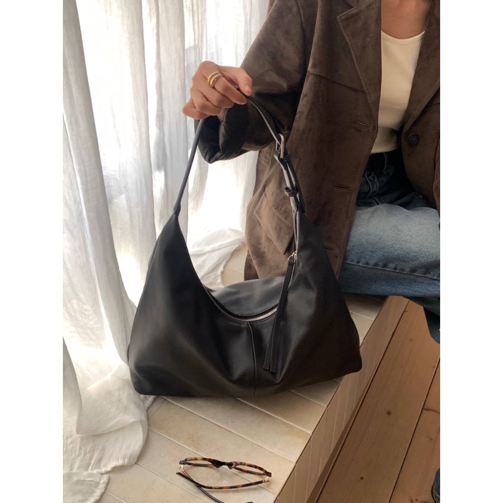 202512正韓🇰🇷真皮 hobo 小牛皮 2色 大容量飯糰包 肩背包 斜背包  側背包-細節圖11