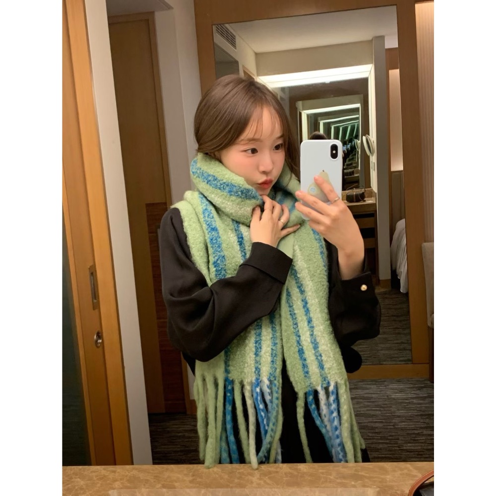202512正韓🇰🇷韓劇女主 繽紛彩色雙面格紋   羊毛流蘇 大條寬版圍巾 馬卡龍色 5色-細節圖10