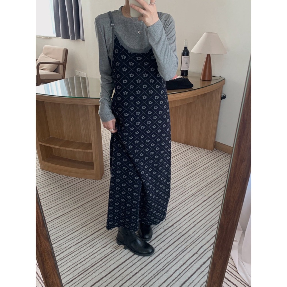 台中現貨 復古甜美花朵垂感顯瘦吊帶連衣裙背心長洋裝  w8012-細節圖8