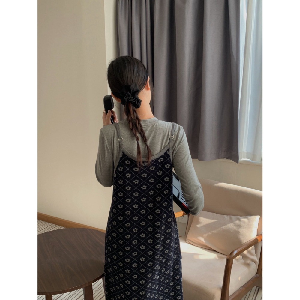 台中現貨 復古甜美花朵垂感顯瘦吊帶連衣裙背心長洋裝  w8012-細節圖9