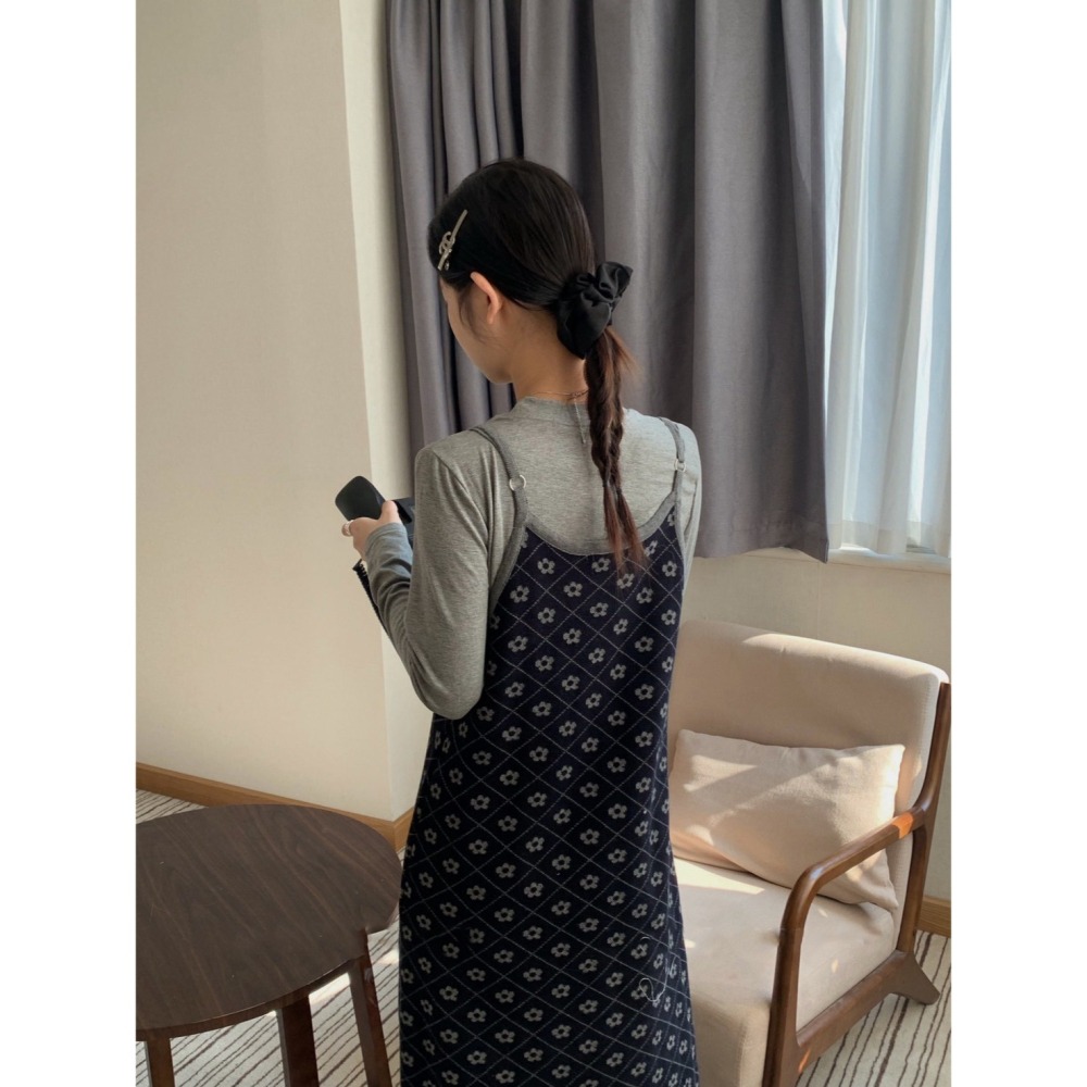 台中現貨 復古甜美花朵垂感顯瘦吊帶連衣裙背心長洋裝  w8012-細節圖11