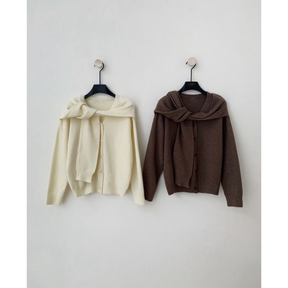 ［台中現貨⚡️過年紅色毛衣］💘復古風披肩假兩件大胸友善寬鬆設計感造型針織毛衣 4-950-細節圖11