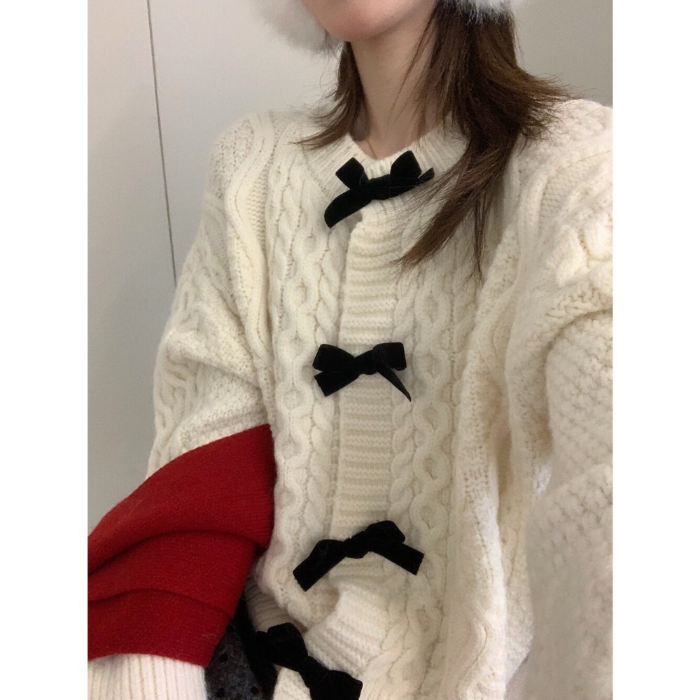 台中現貨⚡️202512小資💘 過年紅色毛衣 立體蝴蝶結針織毛線帽子外套上衣 10392-# LWD-細節圖4