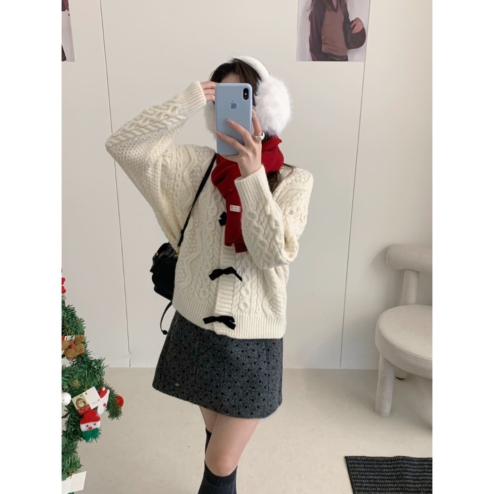 ［台中現貨⚡️過年紅色毛衣］💘 過年紅色毛衣 立體蝴蝶結針織毛線帽子外套上衣 10392-# LWD-細節圖3