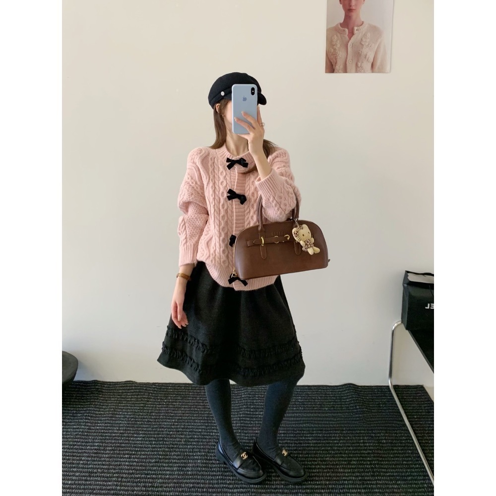 ［台中現貨⚡️過年紅色毛衣］💘 過年紅色毛衣 立體蝴蝶結針織毛線帽子外套上衣 10392-# LWD-細節圖8