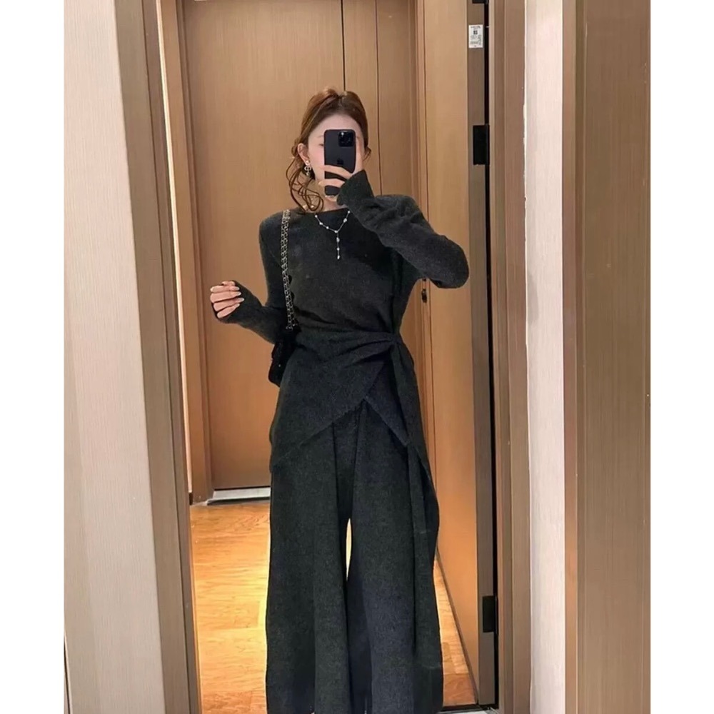 台中現貨⚡️202512小資💘法式復古風圓領長袖針織上衣+簡約闊腿休閒褲套裝 1199-555-規格圖11