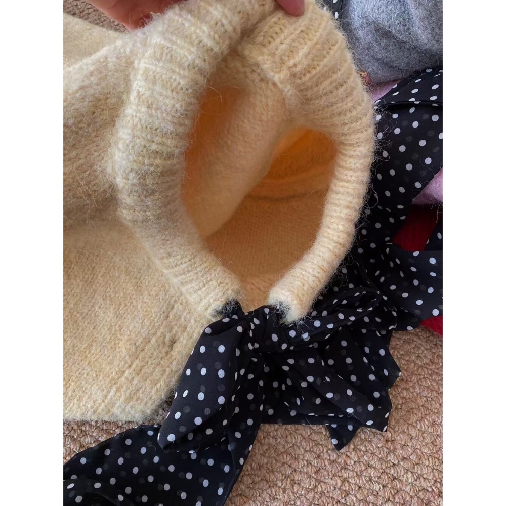 台中現貨⚡️千金甜美風 點點 精緻金色立體愛心鈕扣 蝴蝶結絲巾系帶寬鬆氣質毛衣外套 過年新年紅色毛衣9963-細節圖11