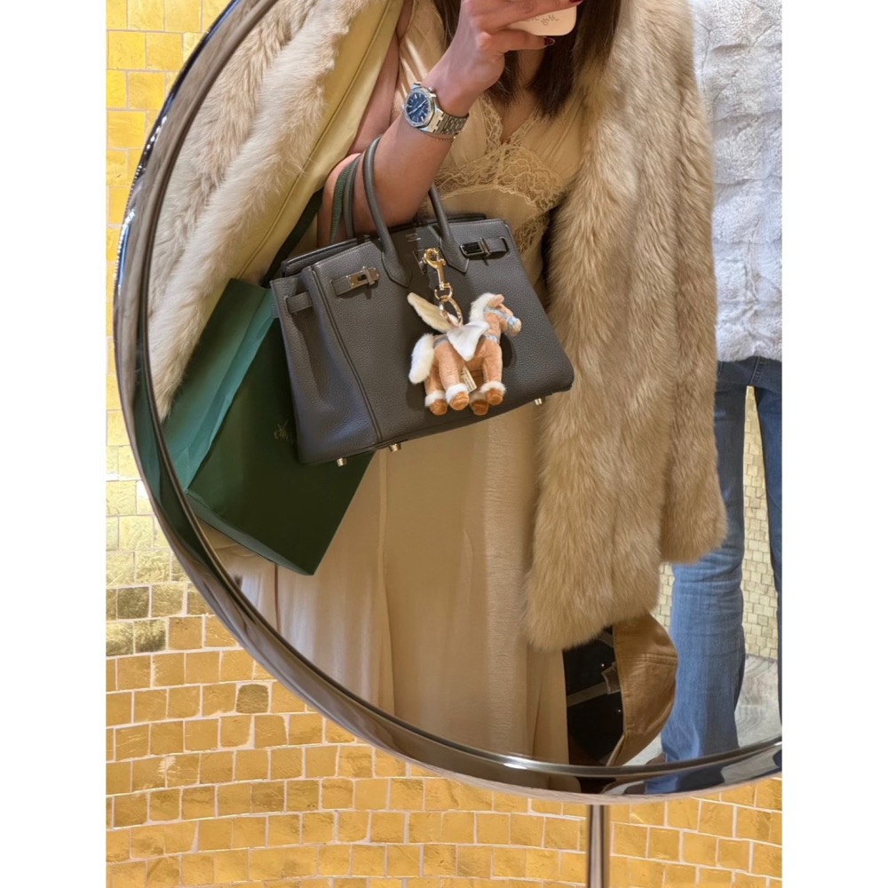 台中現貨⚡️英國🇬🇧正品 Harrods 小飛馬 馬年 飛天小馬 幸運小馬 鑰匙扣 吊飾 聖誕限定 飛馬-細節圖10