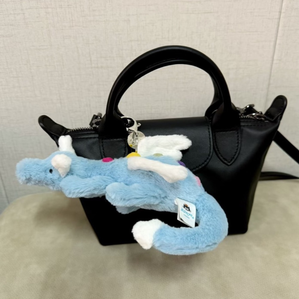 台中現貨 正品Jellycat 天空龍吊飾 包包吊飾 2026新款 Sky Dragon Bag Charm-細節圖2