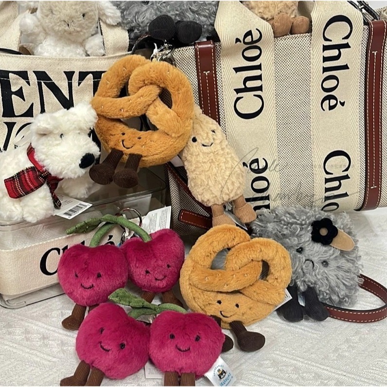 台中正品現貨⚡️含防塵袋 jellycat 超夯櫻桃吊飾 Amuseables Cherries Bag Charm-細節圖2