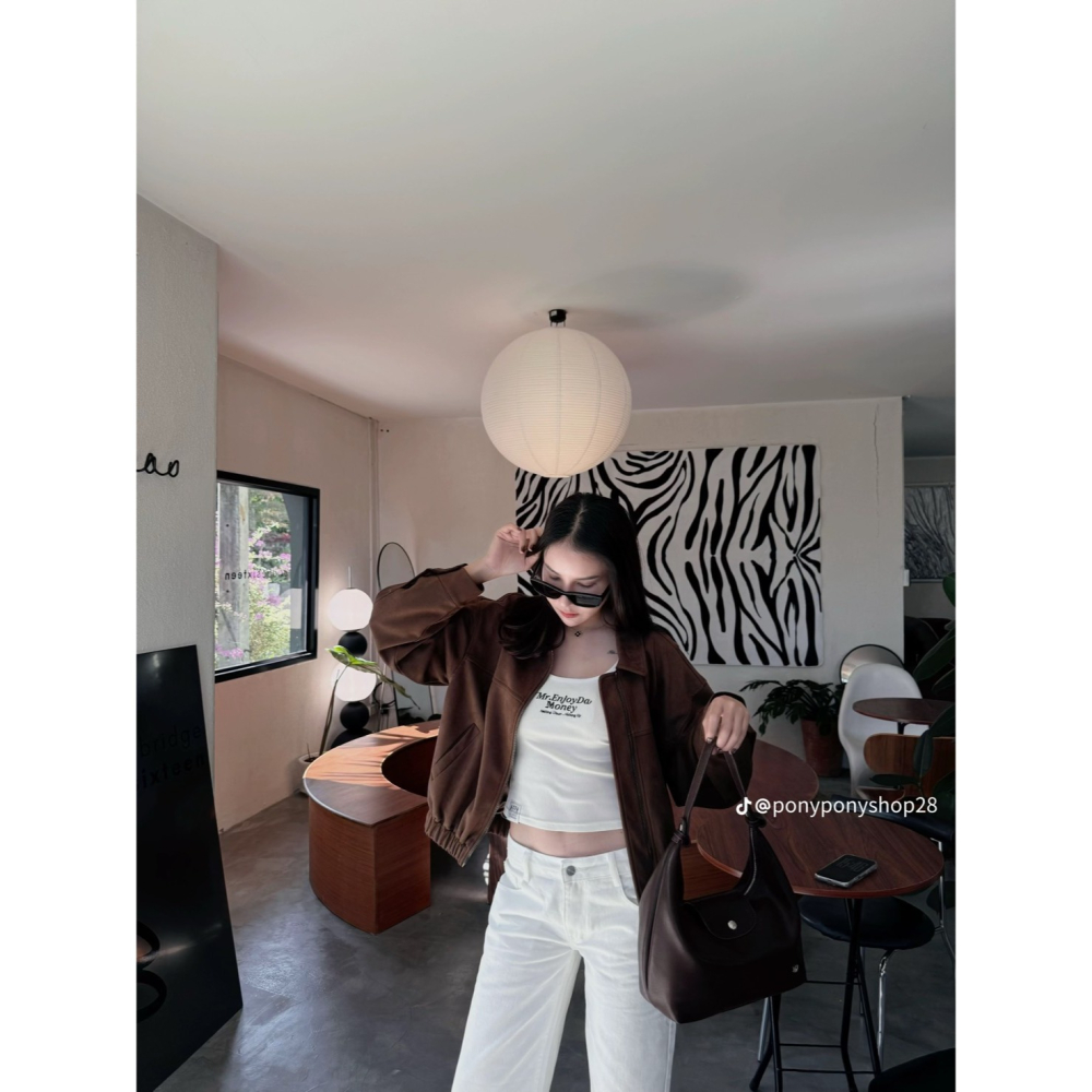 台中現貨⚡️最新皮革 泰國Pony包品牌 大號MoYa 皮革材質/金釦 掀蓋腋下包 多背法 手提/肩背/斜跨-細節圖6