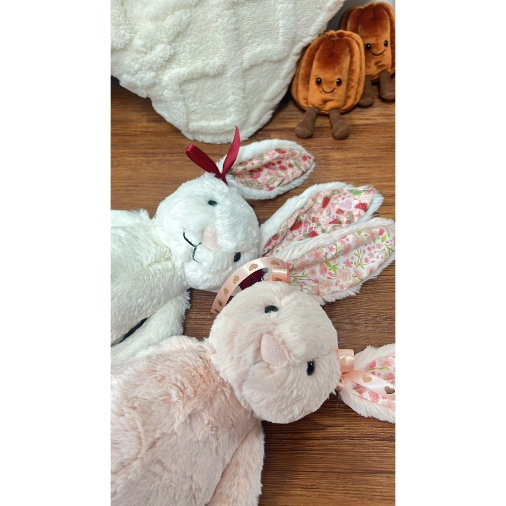 台中現貨 Jellycat 正品 M 草莓兔邦尼 Blossom Cream Bunny ＇Berry＇-細節圖4