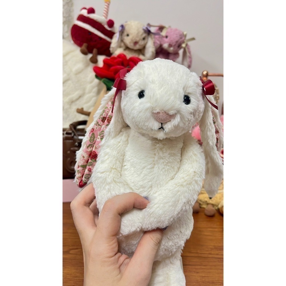 台中正品現貨⚡️Jellycat 31 18 M S草莓兔邦尼 Blossom Cream Bunny ＇Berry＇-細節圖2