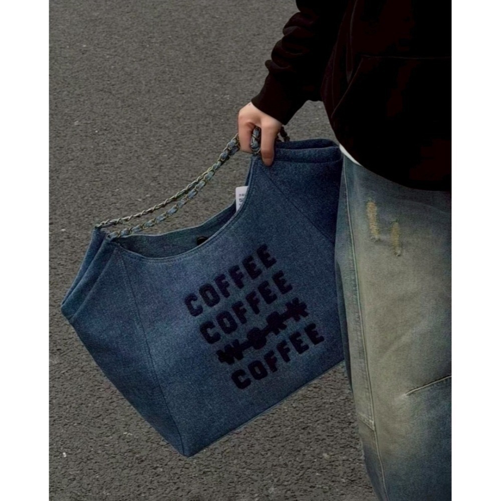 即將抵台🔥免運 星巴克正品 丹寧鏈條托特包 ✨丹寧星咖系列 立體毛巾刺繡 中國限定 2026 3月新品-細節圖3