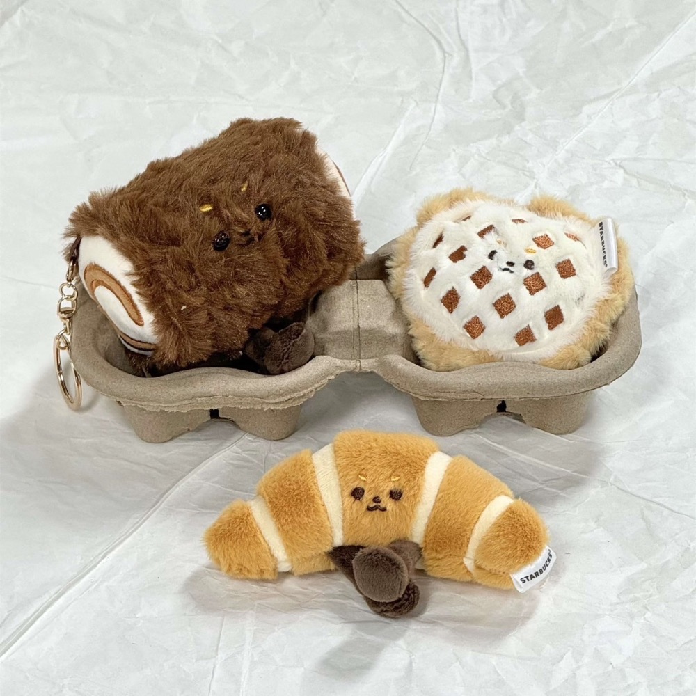 台中正品現貨⚡️星巴克 可頌🥐牛角包 瑞士捲 蘋果派 麵包 蛋糕 STARBUCKS 聖誕節 毛絨 掛飾 掛件 鑰匙扣-細節圖6