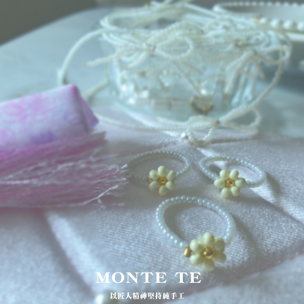 MONTE TE原創設計手作~奶油色串珠小花戒指-細節圖2