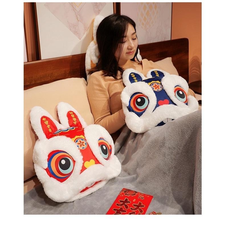 醒狮兔抱枕  抱枕 三合一靠垫 毛毯 被子 毯子 車載枕頭 靠枕 午睡枕頭 抱枕 新年禮物 生日禮物 情侶-細節圖4