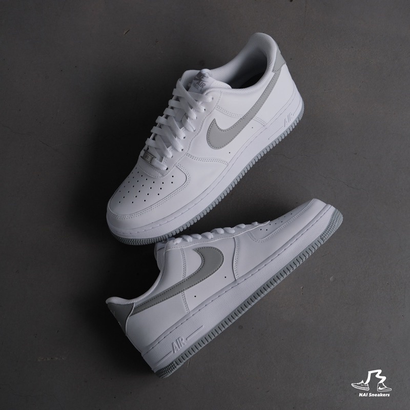 Nike Air Force1 灰白 煙雨灰 FJ4146-100 鐵牌 AF1 休閒鞋-細節圖9