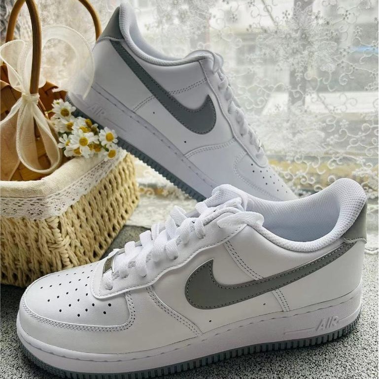 Nike Αir Force 1 Low 板鞋 淺灰 灰白 休閒鞋 鐵牌 復古 運動鞋 情侶鞋 FJ4146-100-細節圖2