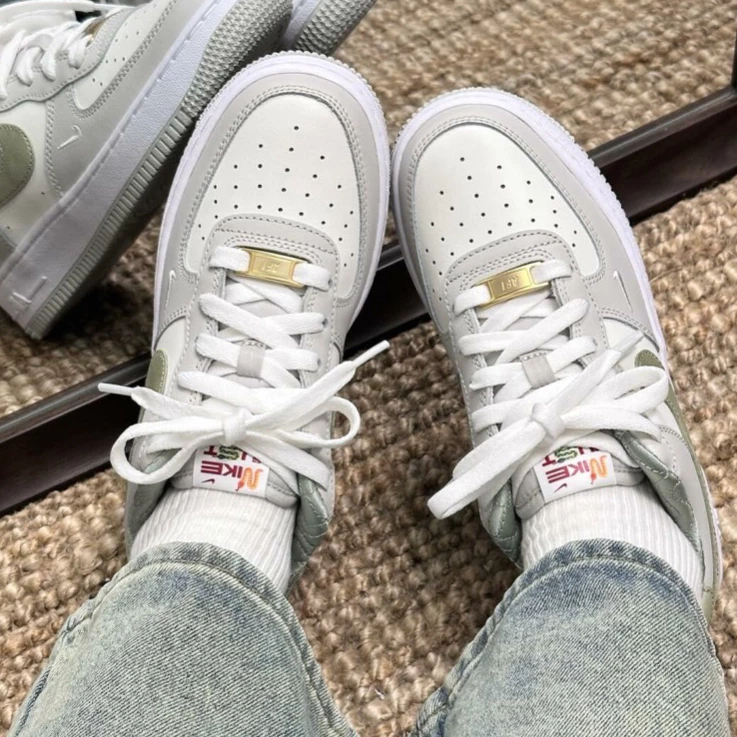 NIKE AIR FORCE 1 GS AF1 2025年 蛇年限定 燕麥灰綠 HV6000-131-細節圖4