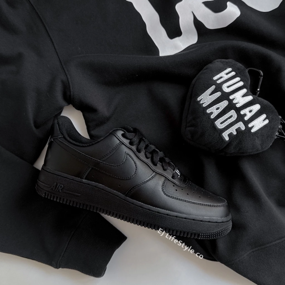 NIKE AIR FORCE 1 AF1 全黑 銀扣 女鞋 DD8959-001 CW2288-001-細節圖2