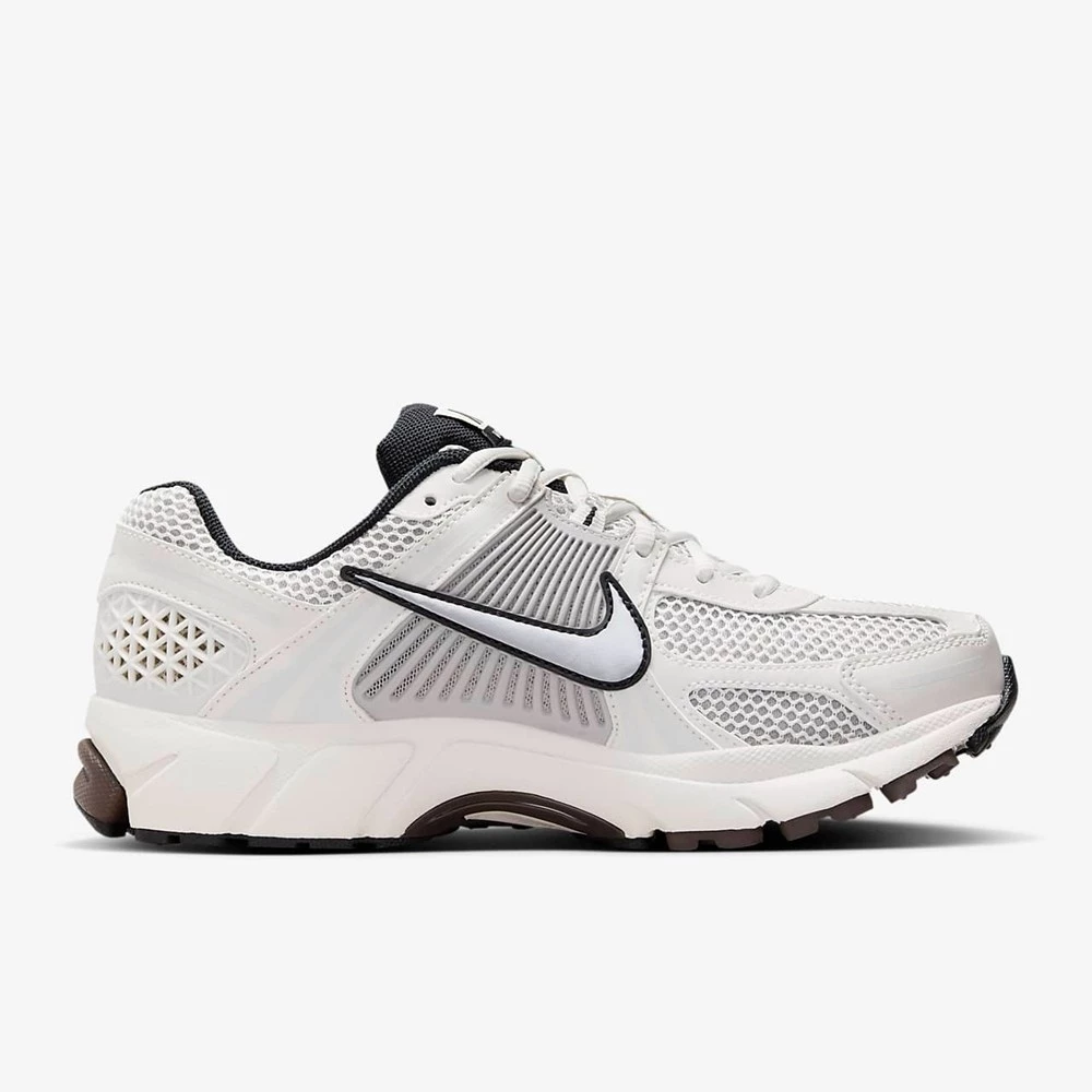 NIKE 休閒鞋 W NIKE ZOOM VOMERO 5 男女 FJ2028-001-細節圖3