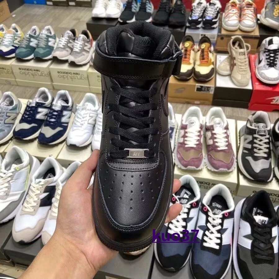 Nike Air Force 1 AF1男女運動鞋，休閒鞋 全黑 高筒 CW2289-001-細節圖4