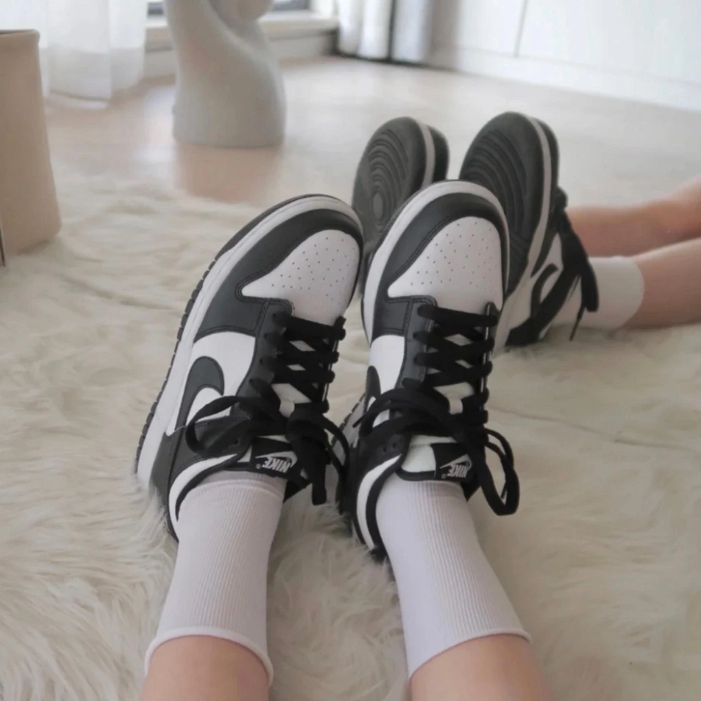 NIKE DUNK LOW 白黑熊貓 黑白熊貓 女款 女鞋DD1503-101-細節圖3