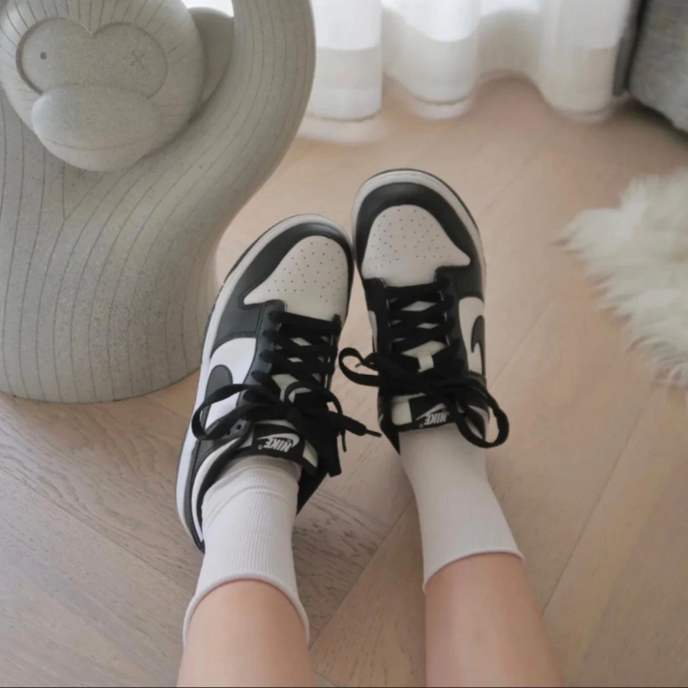 NIKE DUNK LOW 白黑熊貓 黑白熊貓 女款 女鞋DD1503-101-細節圖4