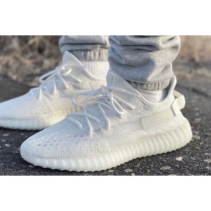 adidas gazelle silver green womens Adidas Yeezy 350 V2 'Bone'(Pure Oat) | main image 0