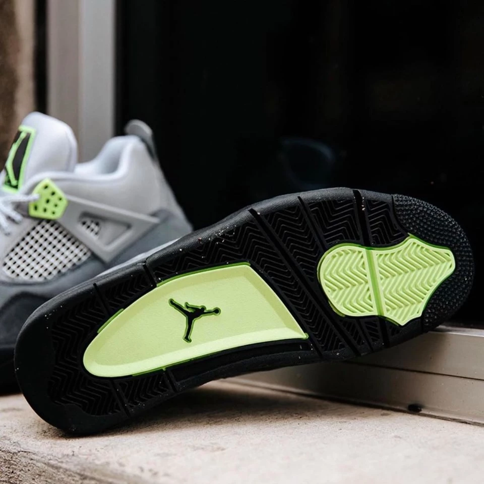 Air Jordan 4 SE Neon CT5342-007 男 CT5343-007 女 AJ4-細節圖2