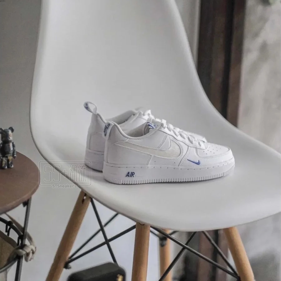 Nike Air Force 1 AF1 休閒鞋 白 白藍 海鹽藍 刺繡 小藍勾 藍勾 小勾 反光 FB8971-100-細節圖2