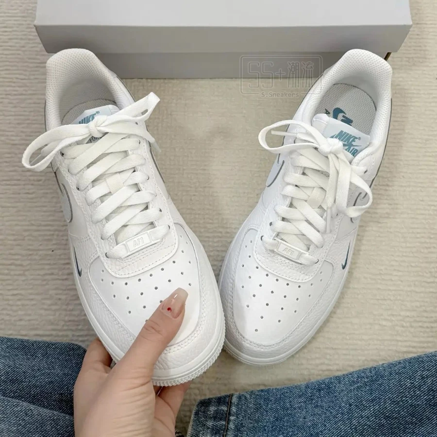 Nike Air Force 1 07 AF1 刺繡 小勾 藍勾 小藍勾 白色 白藍 淺藍 寶寶藍 HV2511-100-細節圖3