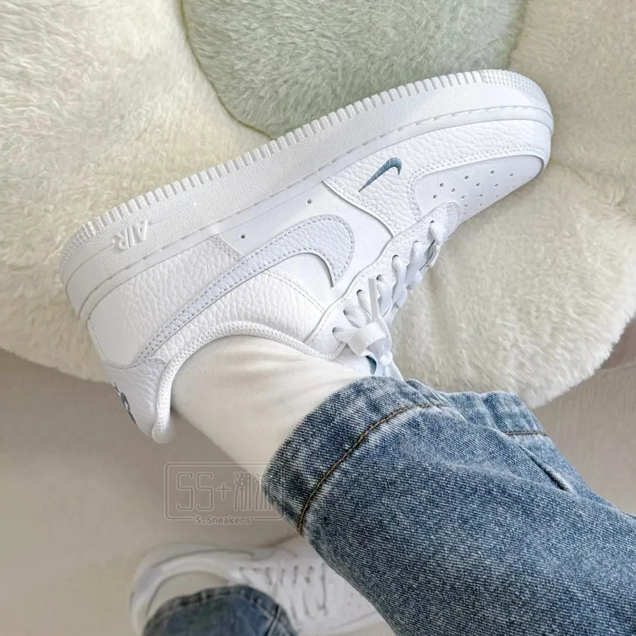 Nike Air Force 1 07 AF1 刺繡 小勾 藍勾 小藍勾 白色 白藍 淺藍 寶寶藍 HV2511-100-細節圖5