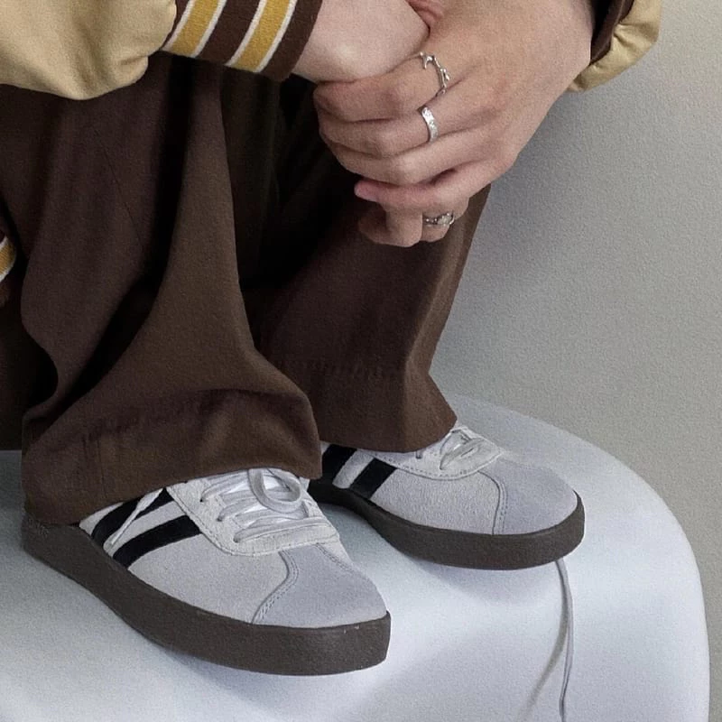 ADIDAS NEO VL COURT 灰 米灰 黑 焦糖底 麂皮 HQ1802 JS3003-細節圖2