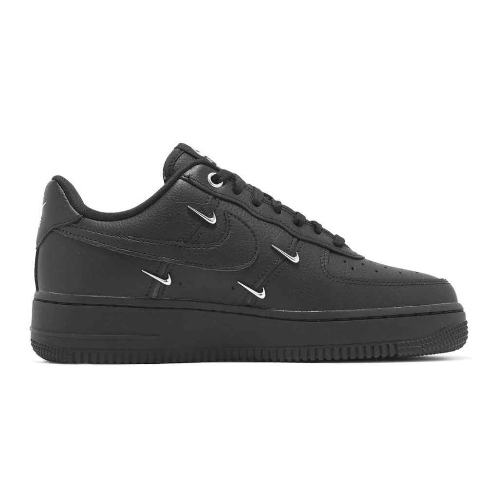 Nike 休閒鞋 Wmns Air Force 1 07 LX 女鞋 黑 金屬小勾 HQ1180-001-細節圖2