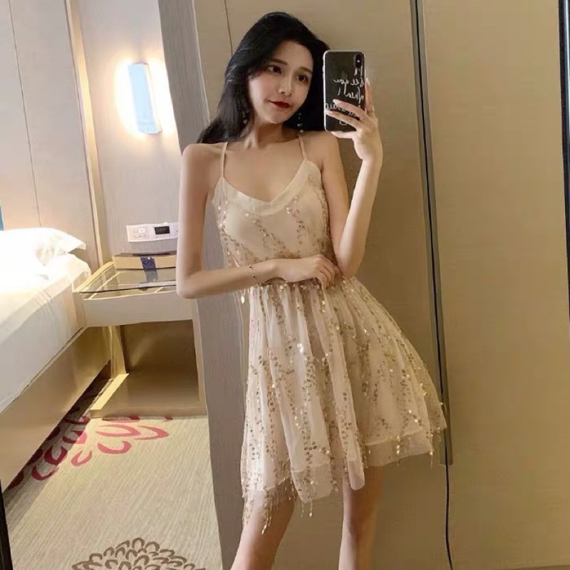 ❤️現貨在台，金S 性感 夜店 V領 修身 吊帶 亮片 收腰 連衣裙 洋裝 禮服 仙女 露背-細節圖2