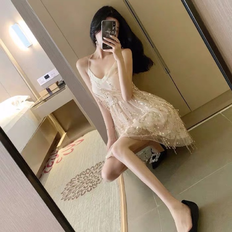 ❤️現貨在台，金S 性感 夜店 V領 修身 吊帶 亮片 收腰 連衣裙 洋裝 禮服 仙女 露背-細節圖3
