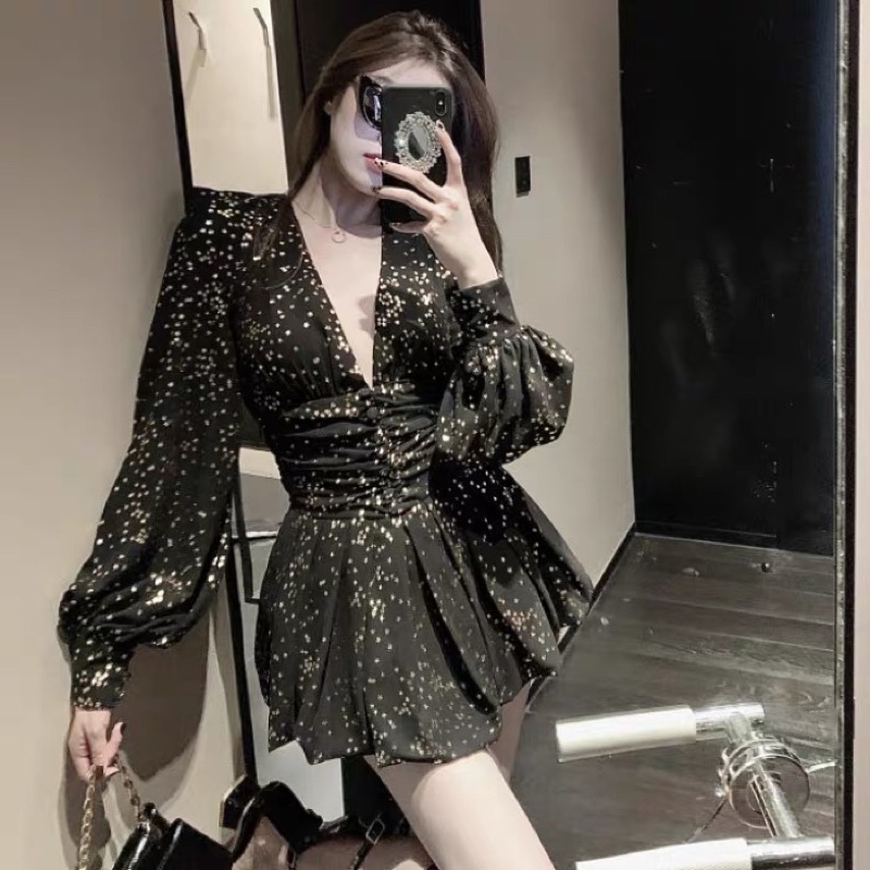 ❤️現貨在台，適合S.M 女神 氣質 性感 V領 低胸 深v 星星 亮片 收腰 連衣裙 長袖 復古 A字裙 洋裝 禮服-細節圖3