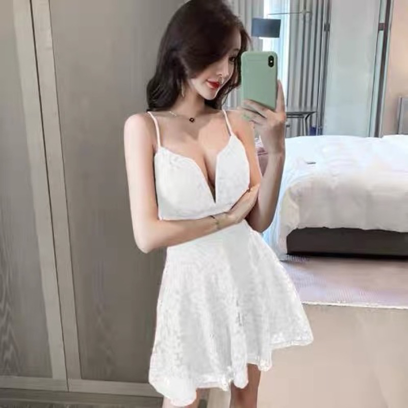 ❤️現貨在台，酒紅M白XL 中大尺碼 蕾絲 赫本風 可愛 v領 小個子 顯瘦 連衣裙 吊帶 洋裝 禮服-細節圖3