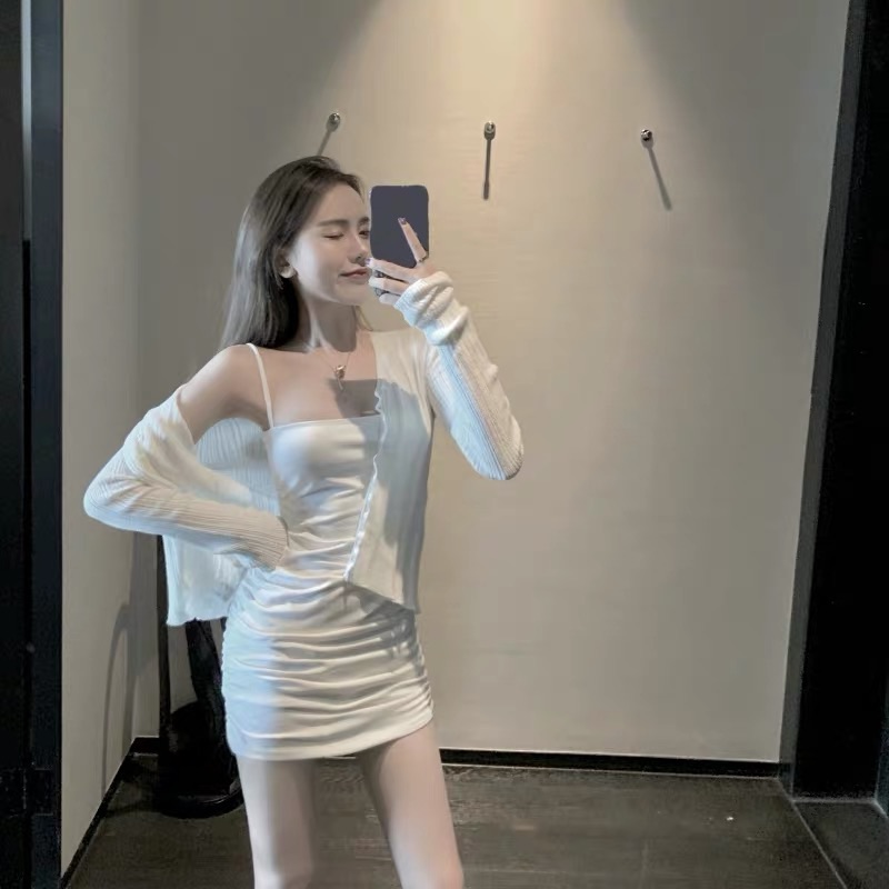 ❤️現貨在台，黑.白 洋裝 性感 抹胸 女神 包臀 禮服 夜店 心機 細肩帶 吊帶 or 輕薄 針織 開衫 小外套 外套-細節圖5