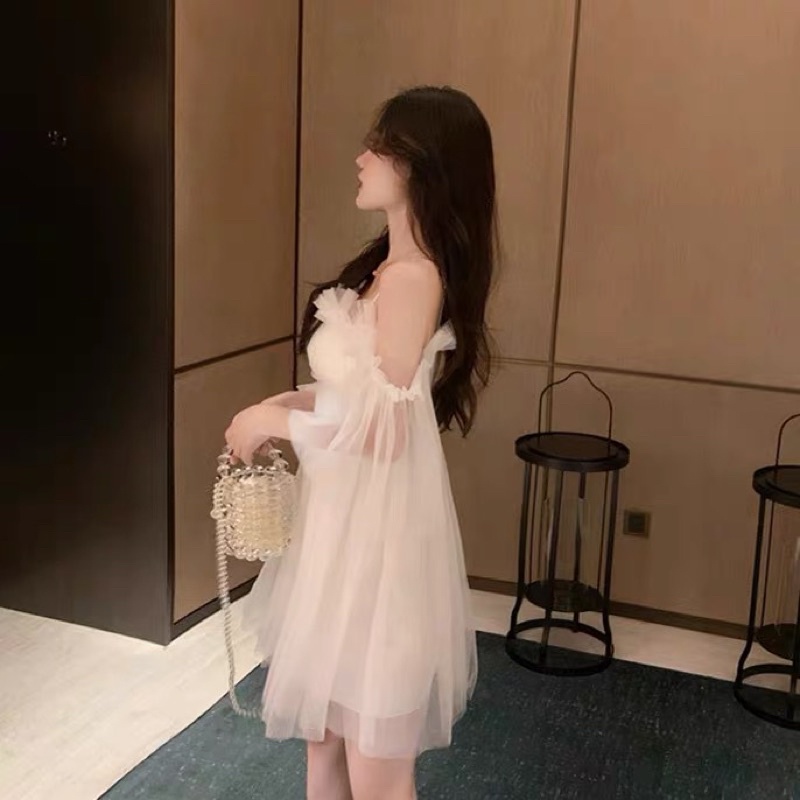 ❤️現貨在台，紫.白.粉 禮服 婚宴 一字領 連衣裙 法式 復古 短裙 網紗 收腰 顯瘦 氣質 吊帶 洋裝 禮服 伴娘-細節圖3