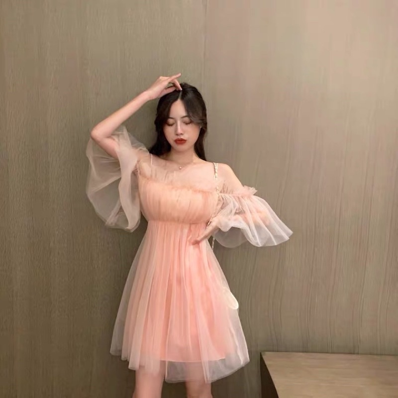 ❤️現貨在台，紫.白.粉 禮服 婚宴 一字領 連衣裙 法式 復古 短裙 網紗 收腰 顯瘦 氣質 吊帶 洋裝 禮服 伴娘-細節圖4