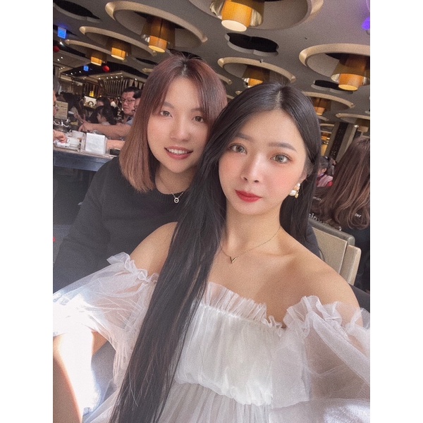 ❤️現貨在台，紫.白.粉 禮服 婚宴 一字領 連衣裙 法式 復古 短裙 網紗 收腰 顯瘦 氣質 吊帶 洋裝 禮服 伴娘-細節圖9