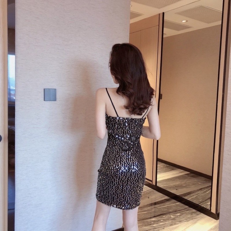 ❤️現貨在台，黑M純白M.L 性感 女神 夜店 抹胸 復古 吊帶 細肩帶 仙女 亮片 收腰 顯瘦 連衣裙 洋裝 禮服-細節圖6